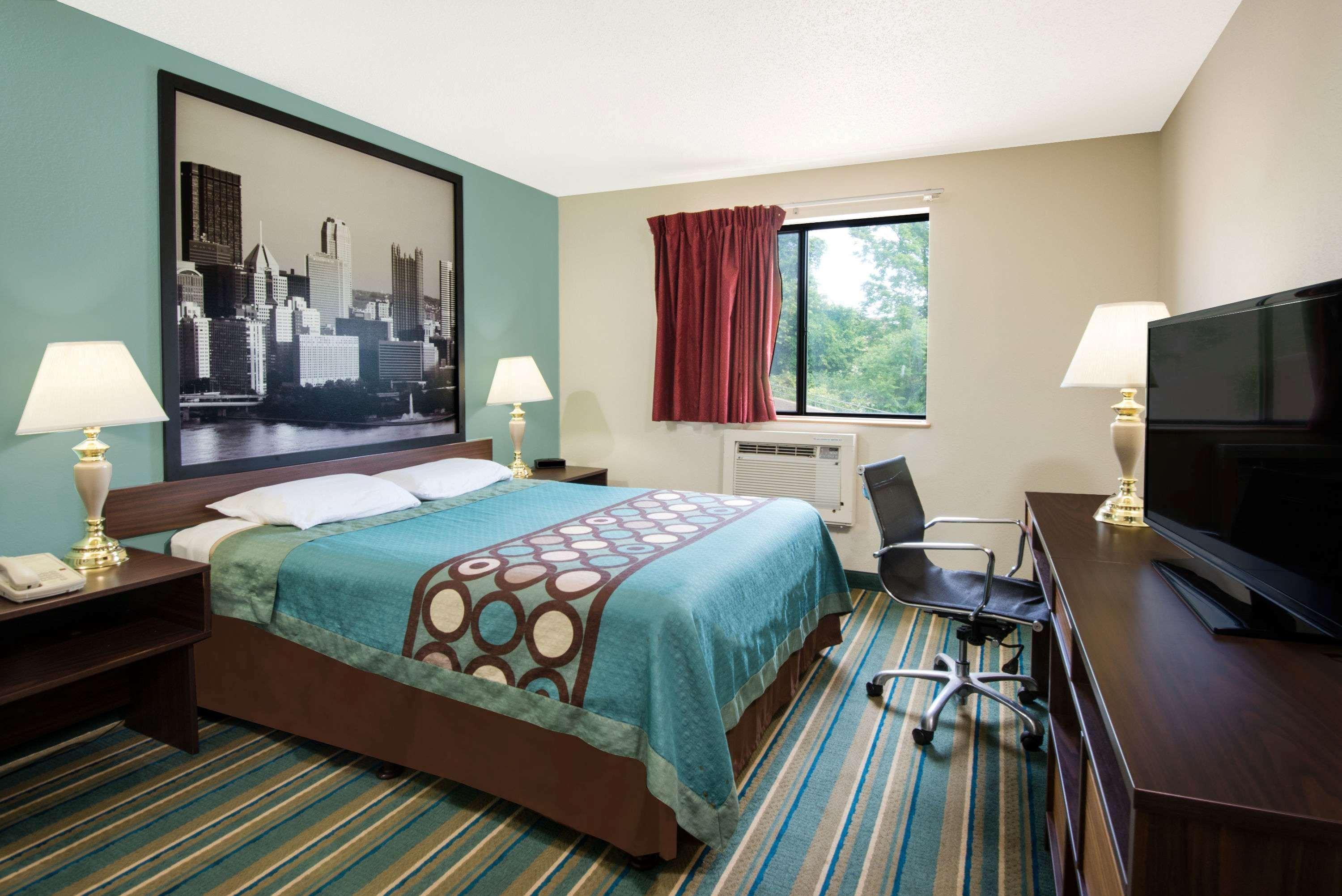 Super 8 By Wyndham Pittsburgh Pa Airport-University Area Moon Township Exterior photo